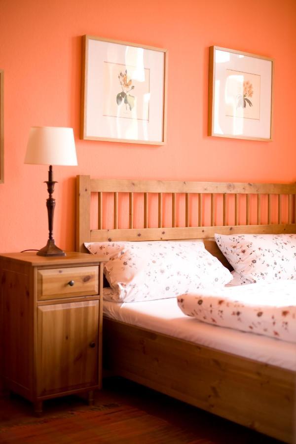 Gasthaus Und Pension "Zum Hauenden Schwein" Woerlitz Quarto foto